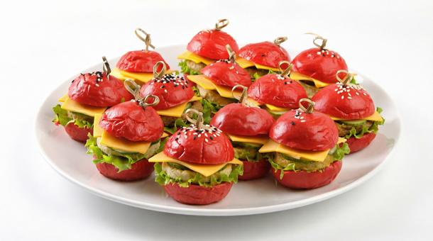 Мини-бургер с куриной котлетой
