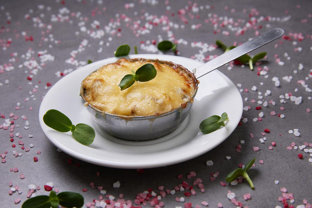 Жульен с языком и грибами Жульен с языком и грибами