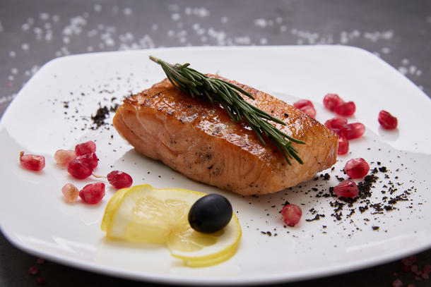 Стейк из лосося Стейк из лосося