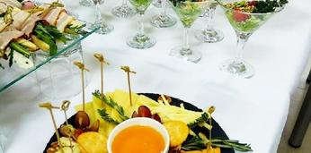 Очаровательный набор на 20 персон