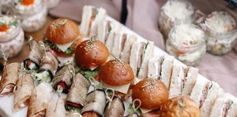 Фуршетное меню с бургерами на 10 персон