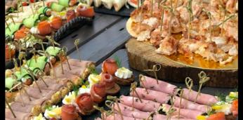 Недорогой фуршетный сет с горячими закусками на 10 персон